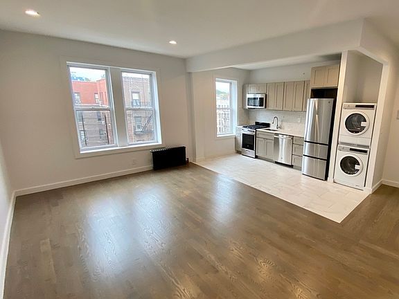 2nd image of 189 Sherman Ave #4K