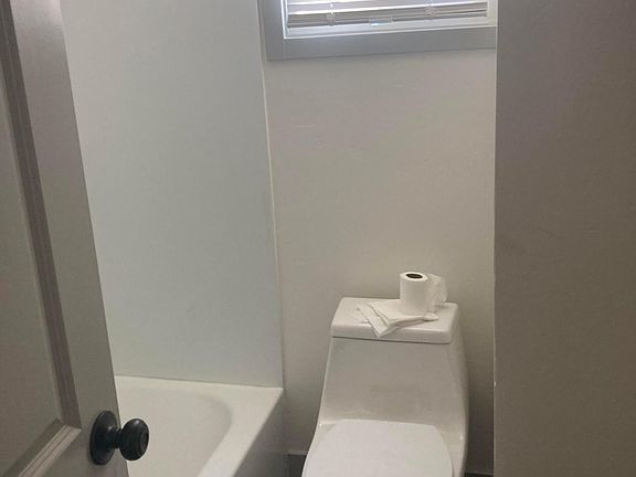 5th image of 175 E Hamilton Ln #175