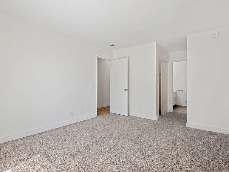 313 Northgate Dr #D — Photo 15