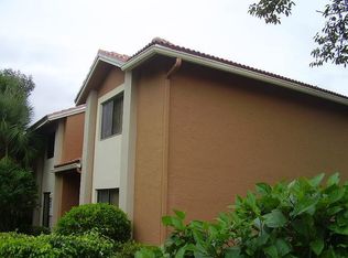 8321 Coral Lake Mnr, Pompano Beach, FL 33065