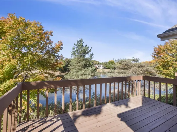 104 East Sutton PLACE #C, Waukesha, WI 53188