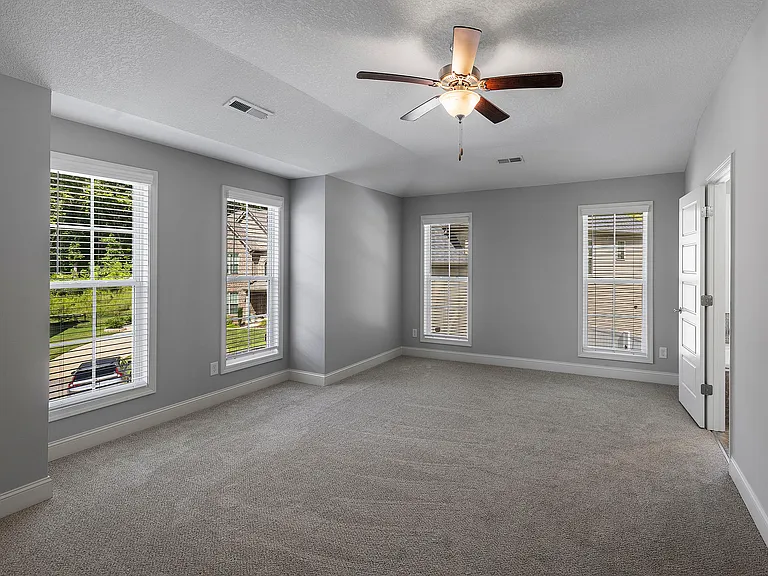 2107 Kangaroo Ln — Photo 28