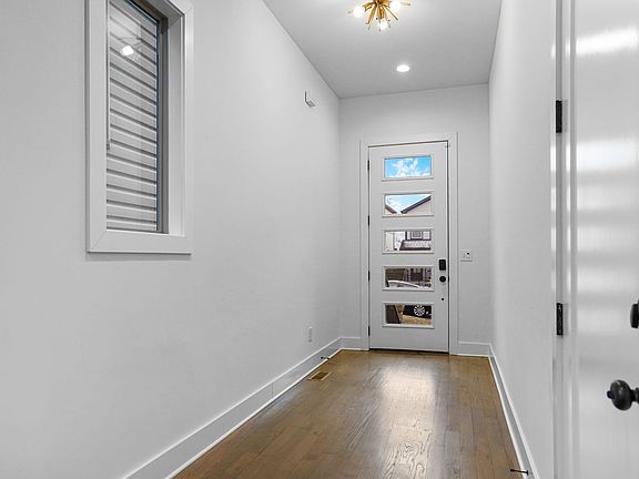 4th image of 4638 Kentucky Ave