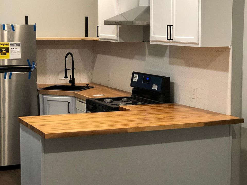 1st image of 965 Parkside Pl #1