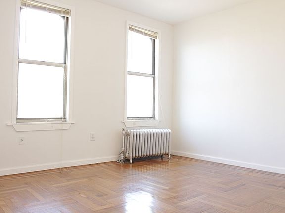 4th image of 2100 Beekman Pl APT 6C
