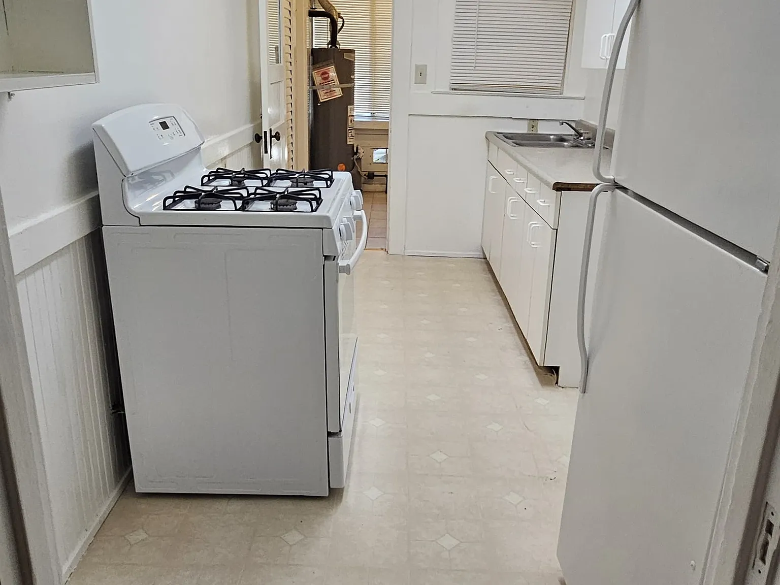 1 bed, 900 sqft, $1,799 — Photo 3