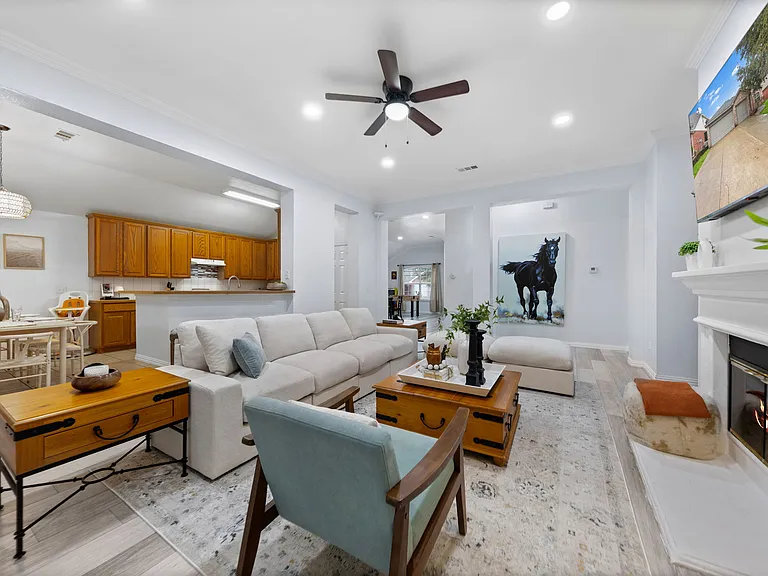 4835 Crown Dr — Photo 30
