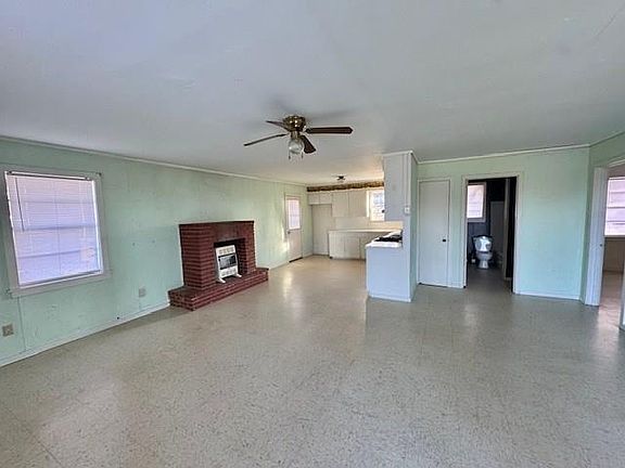 2nd image of 113 & B Watkins Rd #A