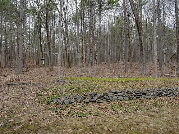 4th image of 565 Langen Rd