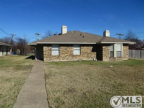2nd image of 831 Potomac Dr