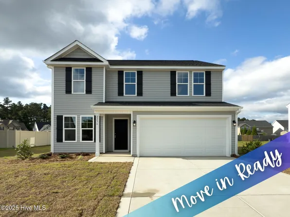 2236 Roadster Pony Lane, Hope Mills, NC 28348