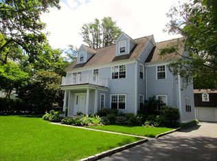 15 Lockwood Ave, Old Greenwich, CT 06870