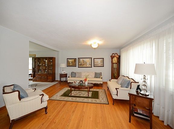 3rd image of 3161 Haber Ave