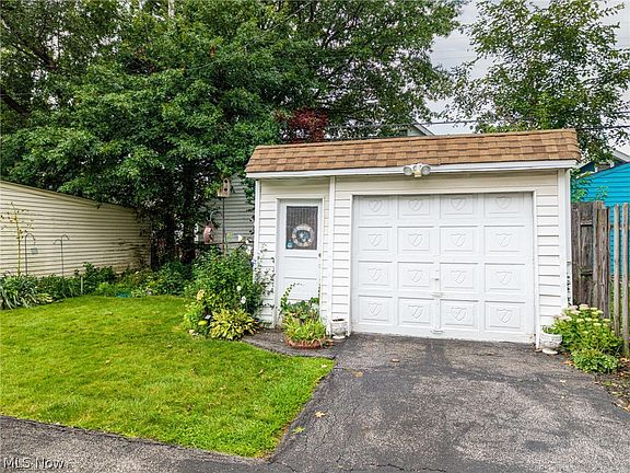 5th image of 3600 W 128th St