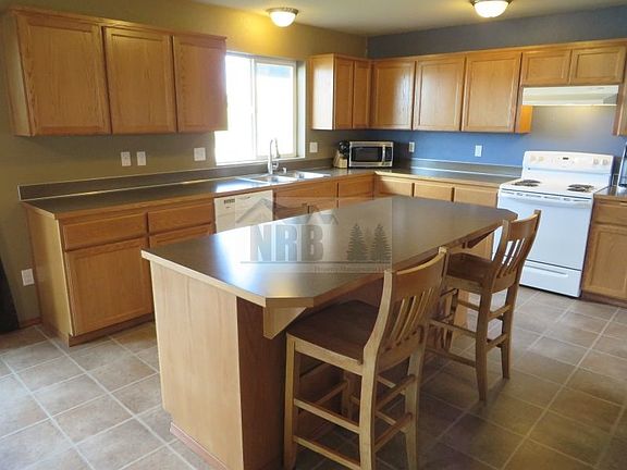 5th image of 19907 20th Avenue Ct E