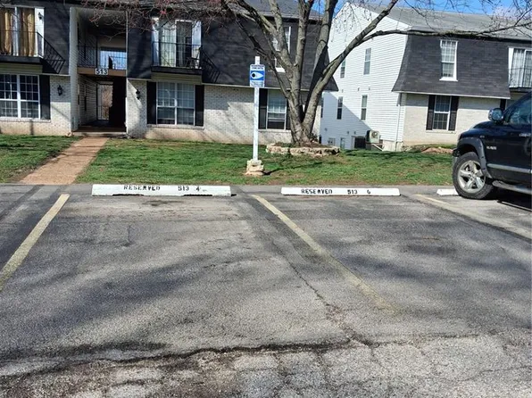 513 Monroe St APT 6, Pacific, MO 63069