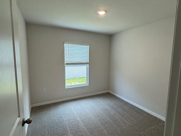1106 Bourbon Ave — Photo 10