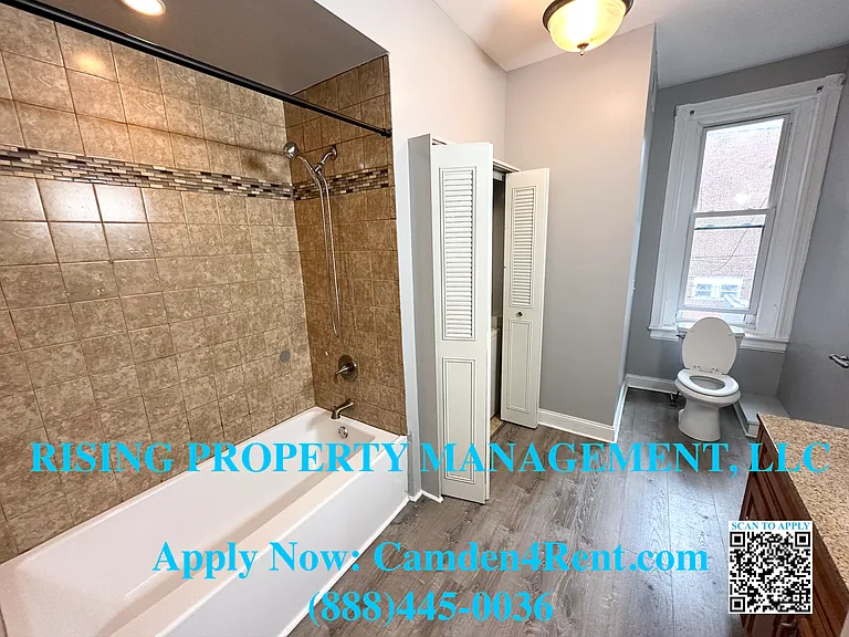 422 Chambers Ave — Photo 6