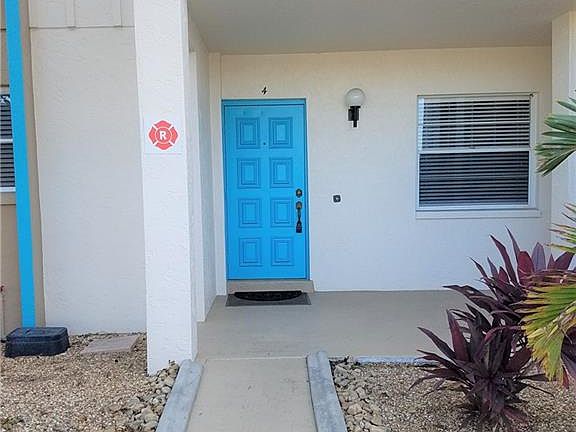 5th image of 304 Tudor Dr APT 4