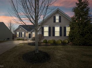 3296 Robin Ln, Lorain, OH 44053