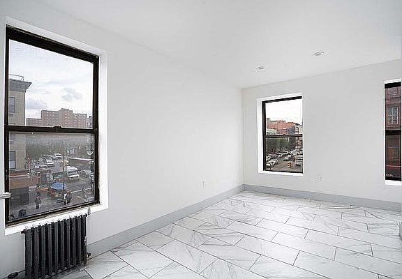2nd image of 208 E 118th St #4