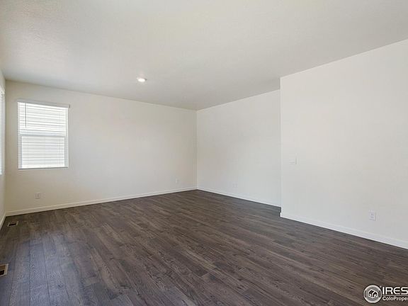 4th image of 127 66th Ave