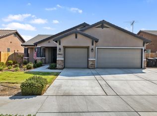 2942 S Michael St, Visalia, CA 93292