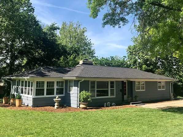 2227 Cedar Acres Dr, Manhattan, KS 66502