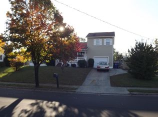 1412 Pittsburg Ct, Winston Salem, NC 27105