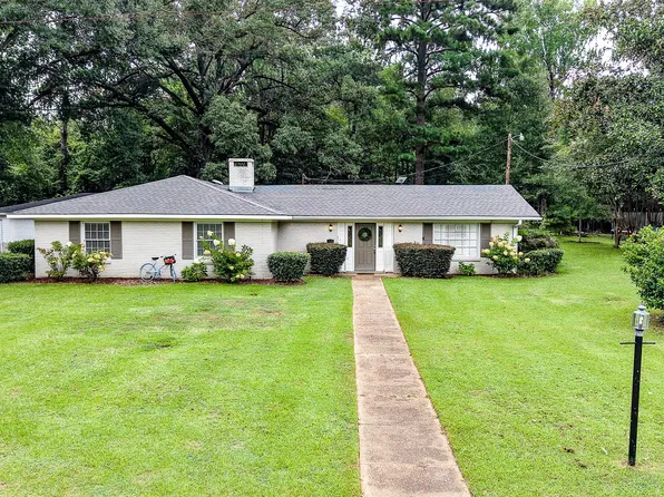 1520 N Andrews Dr, Thomasville, AL 36784