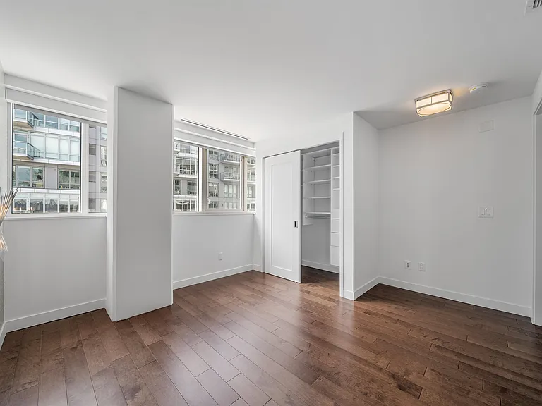 800 Avenue At Port Imperial #619 — Photo 19