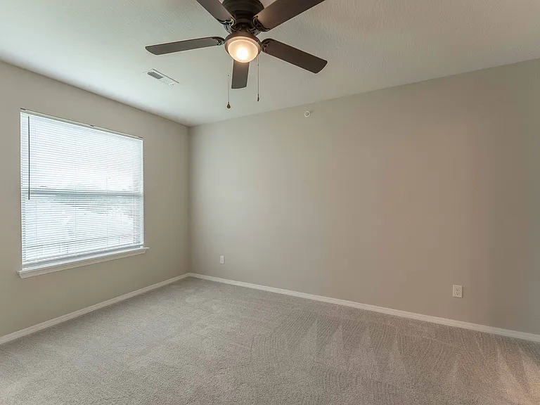 Oakwood Heights Townhomes — Photo 77