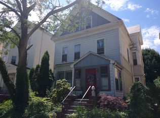 11 Mount Vernon St, Dorchester, MA 02125