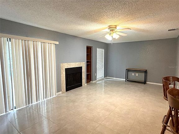 2nd image of 564 Breckenridge Vlg Unit 106