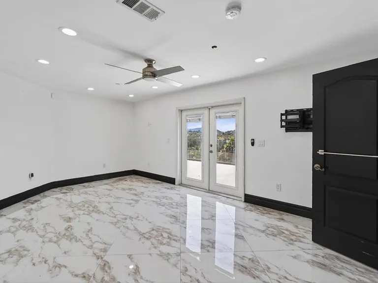 1710 Lotus Ln #A — Photo 11