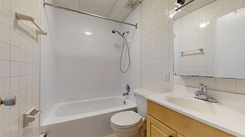 Ottawa Apartment for rent - 2 Bedrooms — photo 11