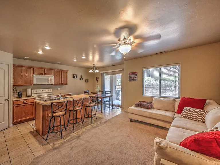 3419 S River Rd #15 — Photo 8