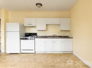 15 Linwood St, Malden, MA 02148