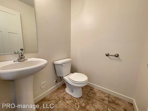 4th image of 1601 John Adams Pkwy #3560436
