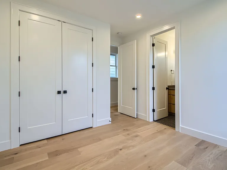 623B Eastboro Dr — Photo 20