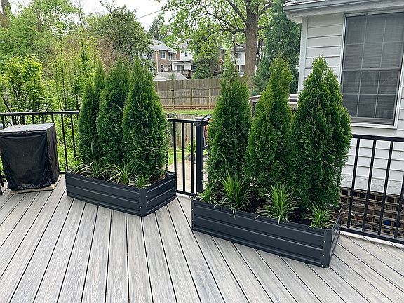 Deck Privacy (2020)