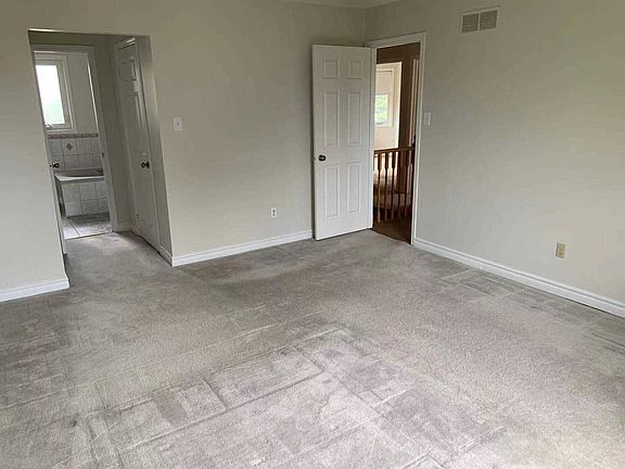 4th image of 2710 Harewood Ct