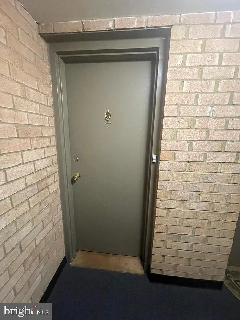 2 bed, 925 sqft, $2,800 — Photo 2