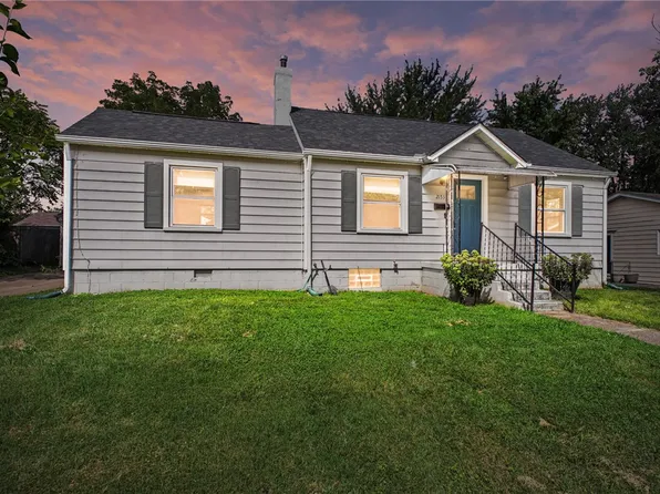 2153 Courtland Ave, Dayton, OH 45420