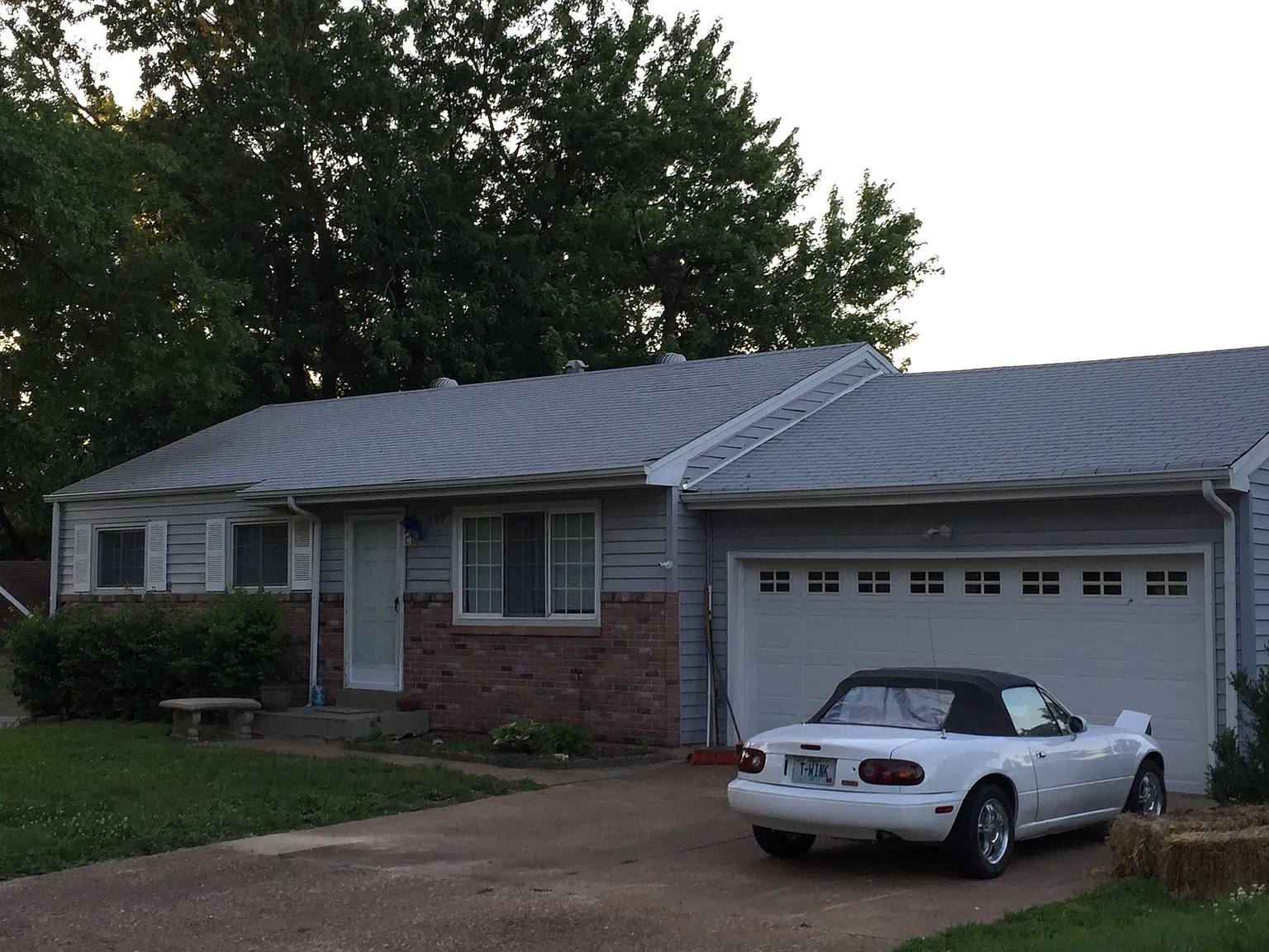 109 Bertrand Dr photo 1