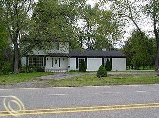 4555 Walnut Lake Rd, West Bloomfield, MI 48323