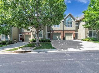 15828 W 61st St, Shawnee, KS 66217