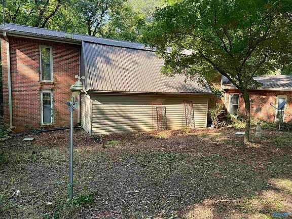 4th image of 103 Grant Rd