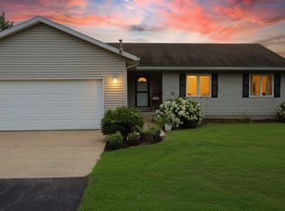 7804 S Sugar Island Rd, Chebanse, IL 60922