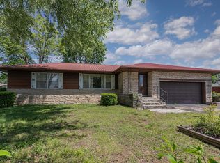 1140 Van Buren St, Warsaw, MO 65355